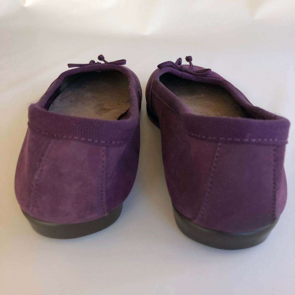 Aerosoles Suede Ballet Flat Purple with Bows - Picture 5 of 8